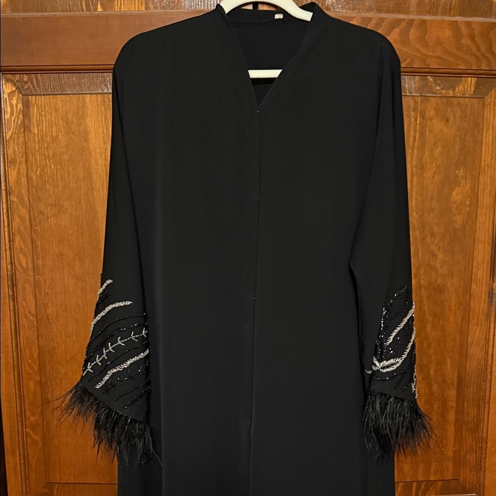 Elegant Black Dubai Abaya with Feather Sleeves-